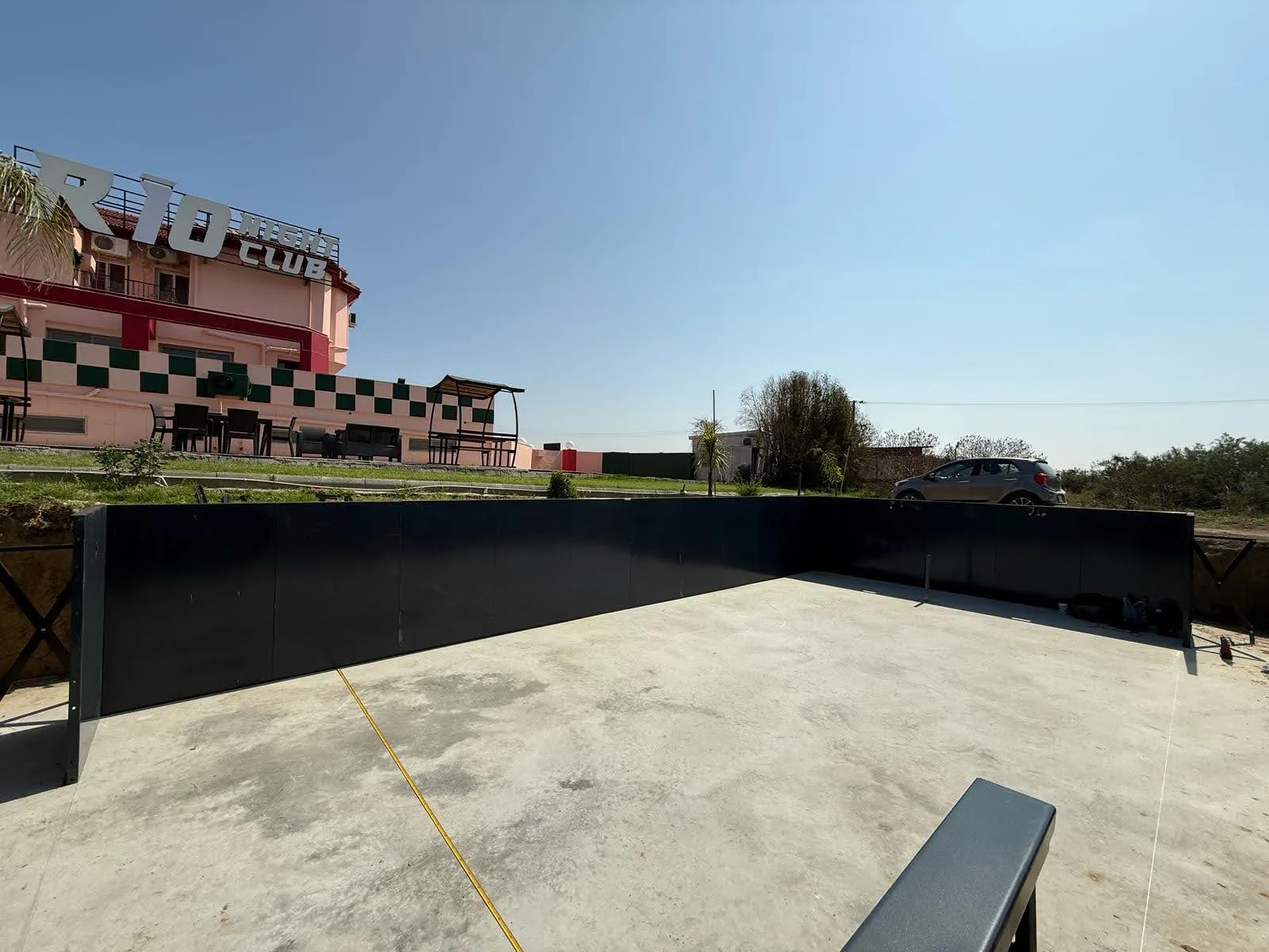 Panel liner havuz gövdesi ve beton taban
