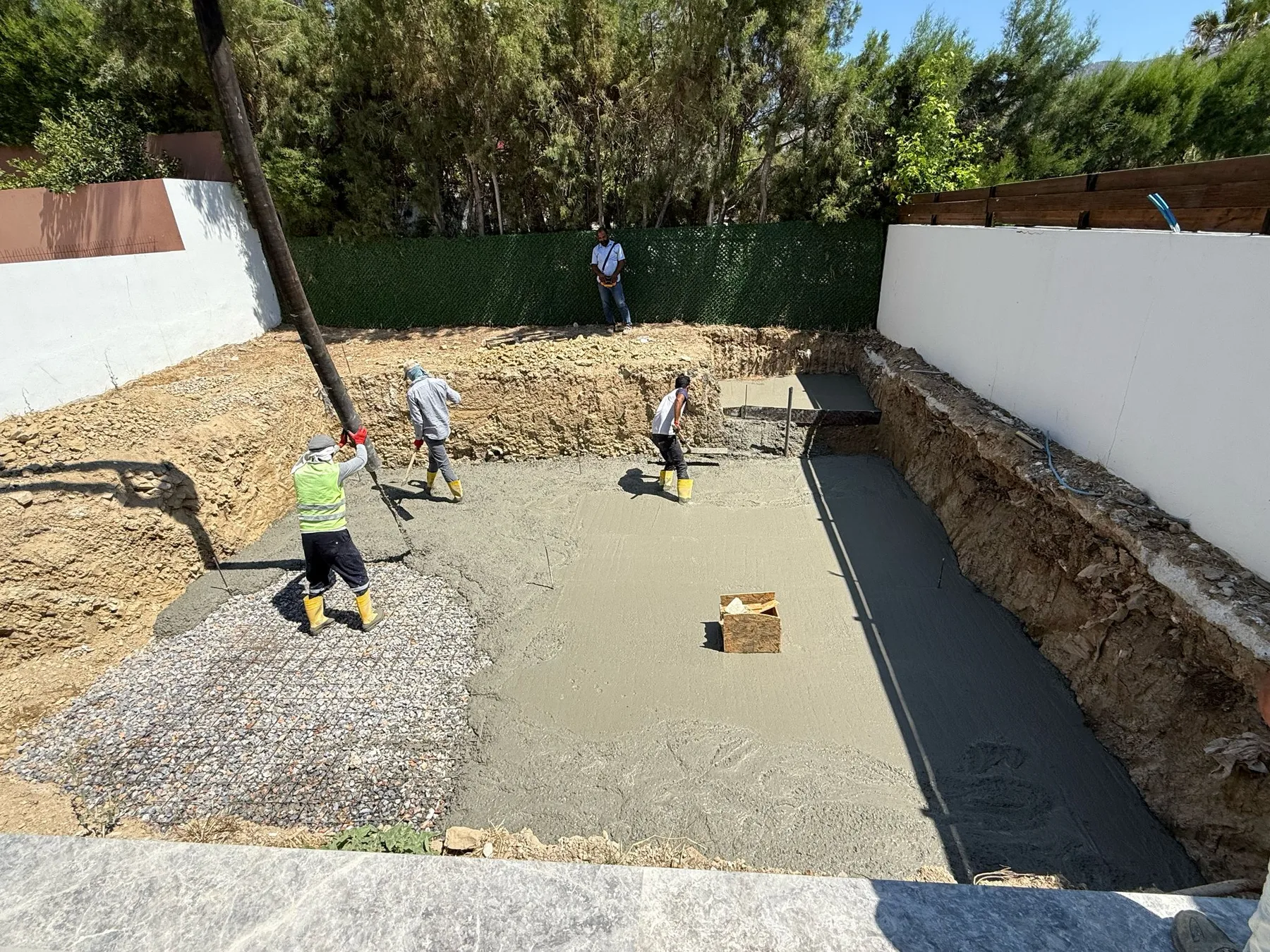 Girne Boğaz havuzunda temel ve saha çalışmaları